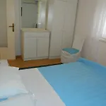 And Darinka Apartament Vrboska